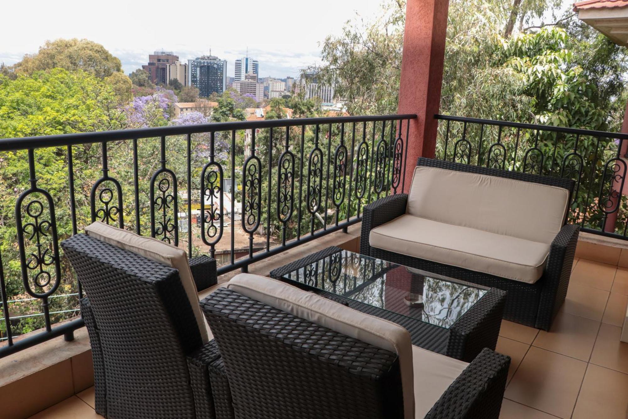 ניירובי Gemsuites Serviced Apartments State House מראה חיצוני תמונה