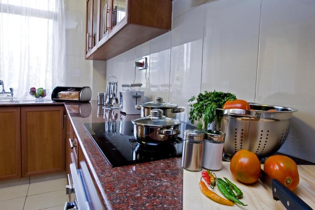 ניירובי Gemsuites Serviced Apartments State House חדר תמונה