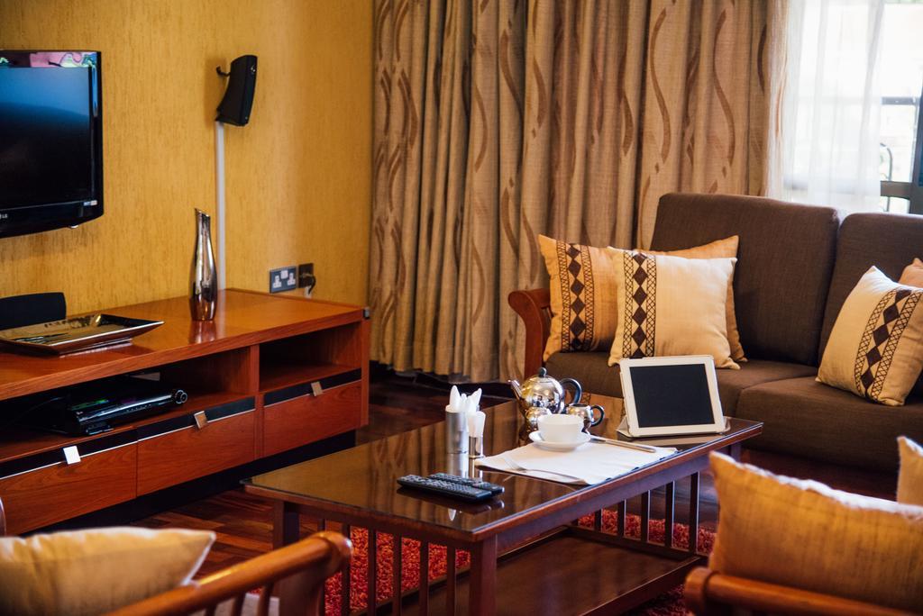 ניירובי Gemsuites Serviced Apartments State House מראה חיצוני תמונה
